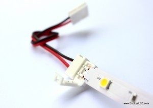 Conector largo para conectar la tira LED monocromática de 12VAC al Driver a 120VAC Energain